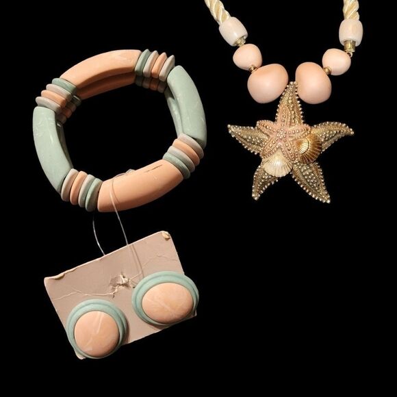 Vintage 80s Pastel Jewelry Set Starfish Pendant Necklace Earrings Bracelet - Picture 2 of 16